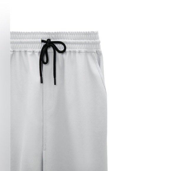 BNWT ZARA Gray Nylon Technical Drawstring Front
Slit Midi Skirt With Pockets S - Picture 6 of 7